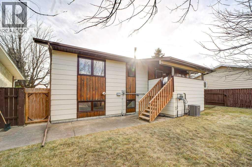 15 Cambridge Road W, Lethbridge, Alberta  T1K 4V7 - Photo 22 - A2282994