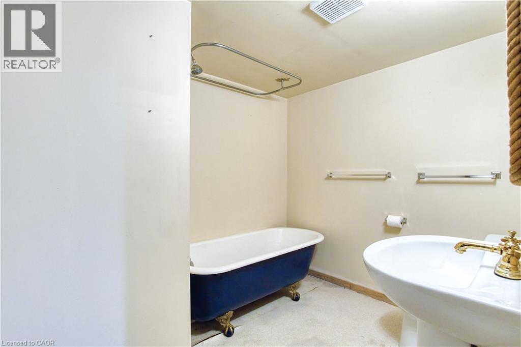 98 Creanona Boulevard, Stoney Creek, Ontario  L8E 5T3 - Photo 32 - 40802970