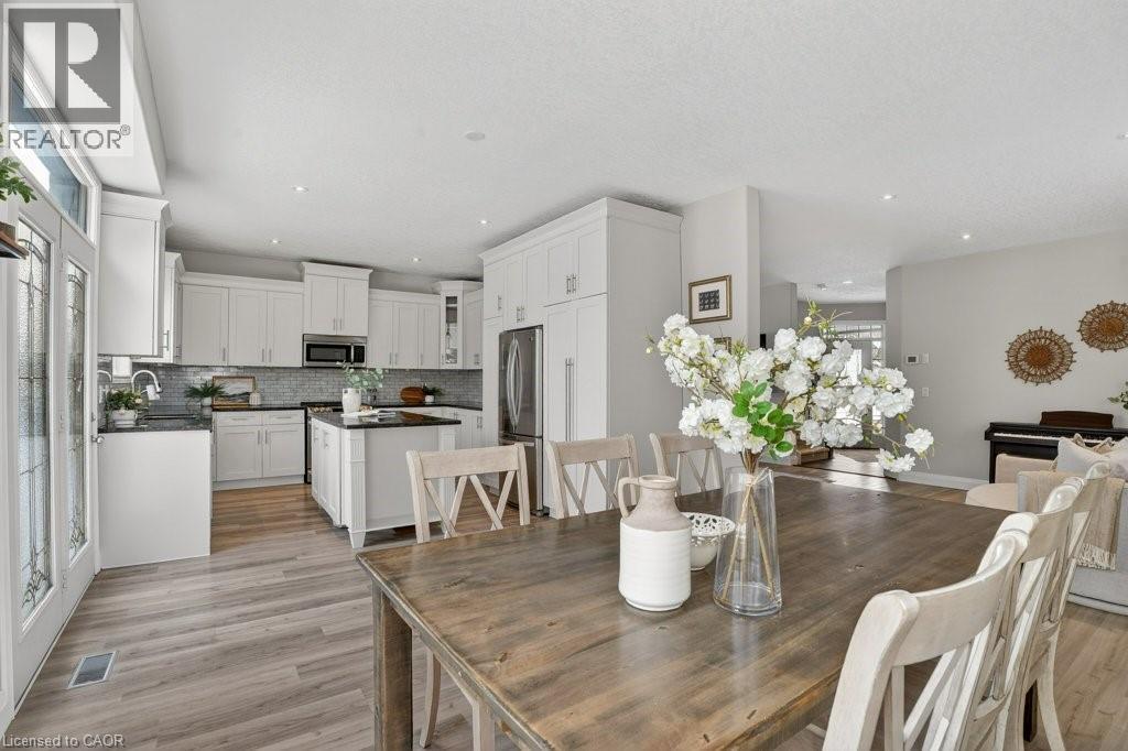 614 Rock Point Crescent, Waterloo, Ontario  N2V 2K3 - Photo 9 - 40802578