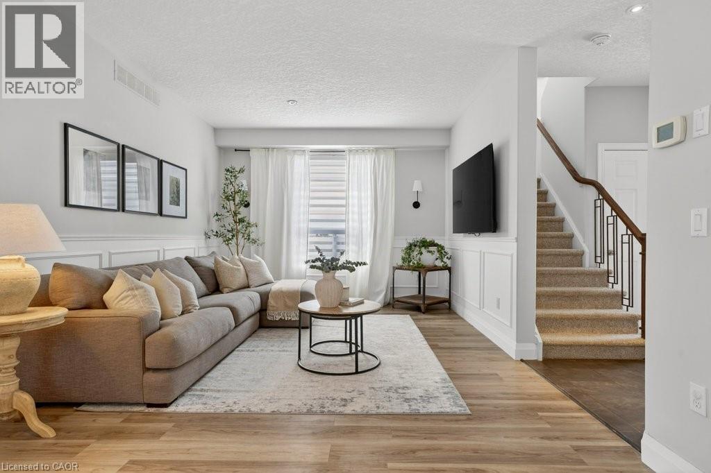 614 Rock Point Crescent, Waterloo, Ontario  N2V 2K3 - Photo 5 - 40802578