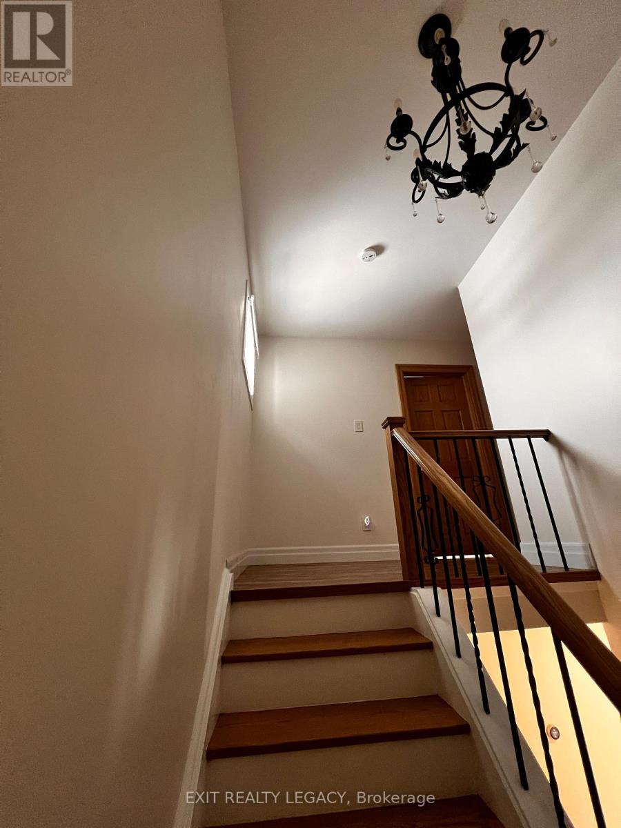 69 Cairnside Crescent, Toronto, Ontario  M2J 3M9 - Photo 25 - C12760986