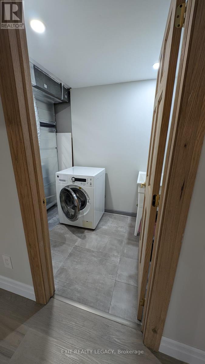 69 Cairnside Crescent, Toronto, Ontario  M2J 3M9 - Photo 38 - C12760986