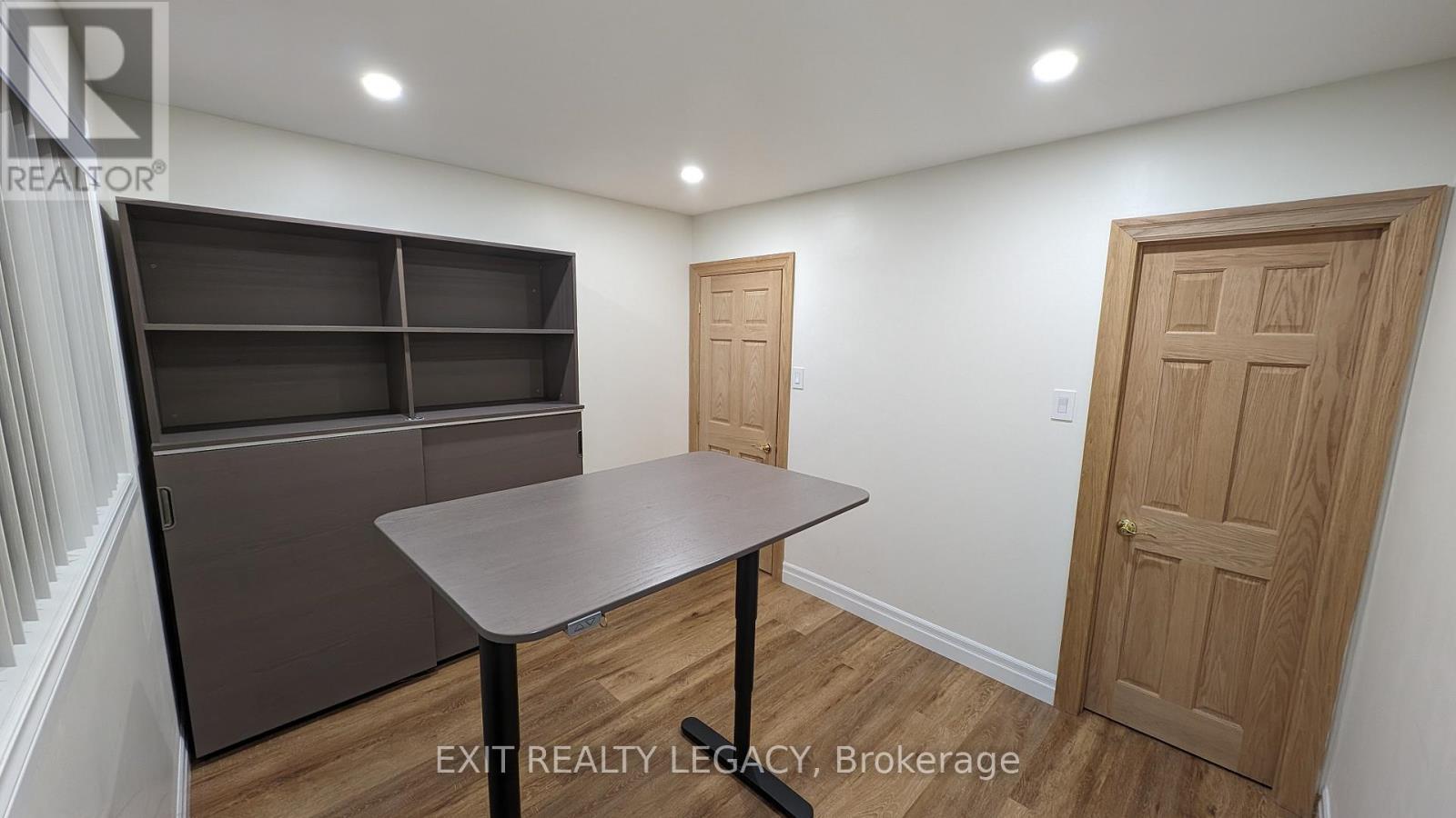 69 Cairnside Crescent, Toronto, Ontario  M2J 3M9 - Photo 4 - C12760986