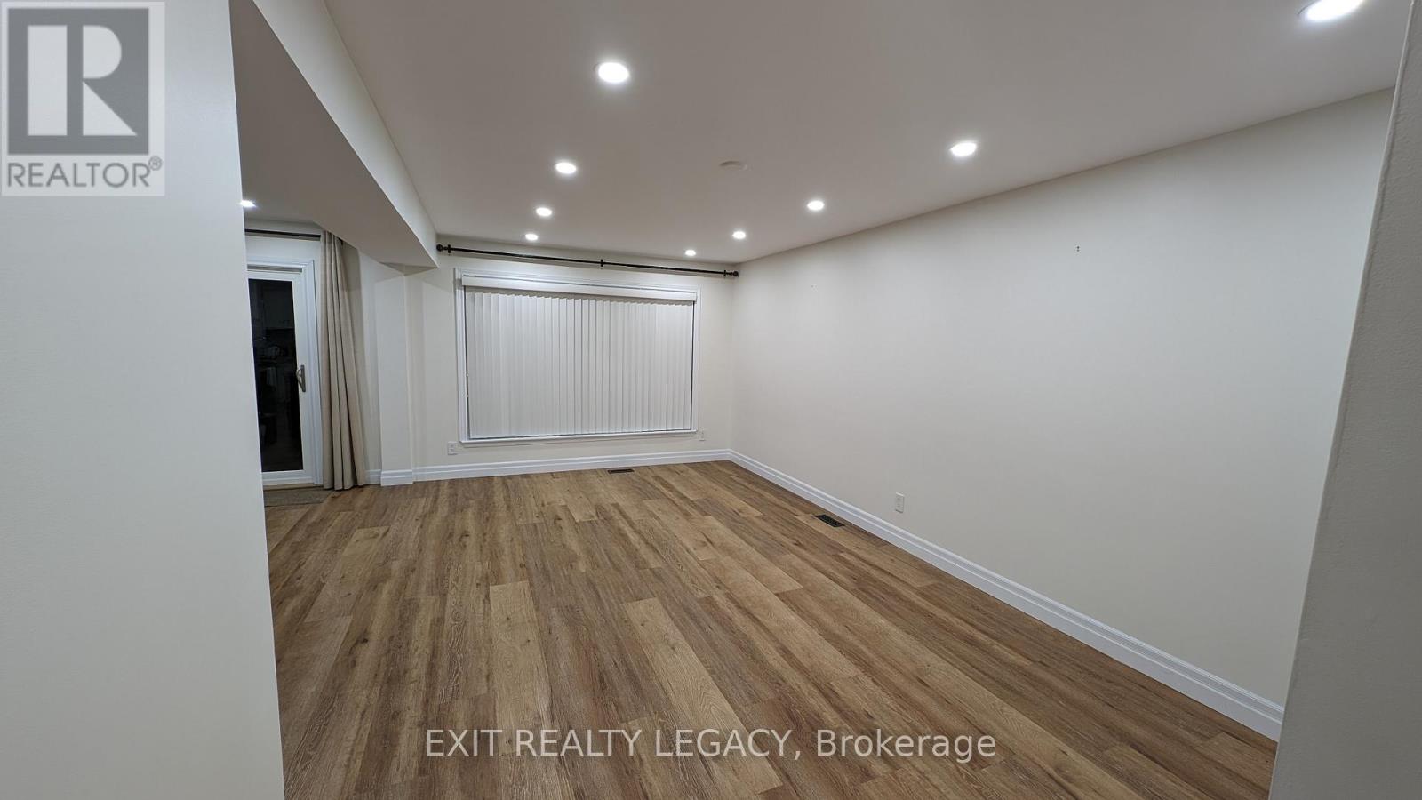 69 Cairnside Crescent, Toronto, Ontario  M2J 3M9 - Photo 5 - C12760986