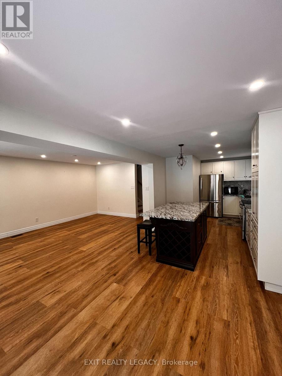 69 Cairnside Crescent, Toronto, Ontario  M2J 3M9 - Photo 8 - C12760986