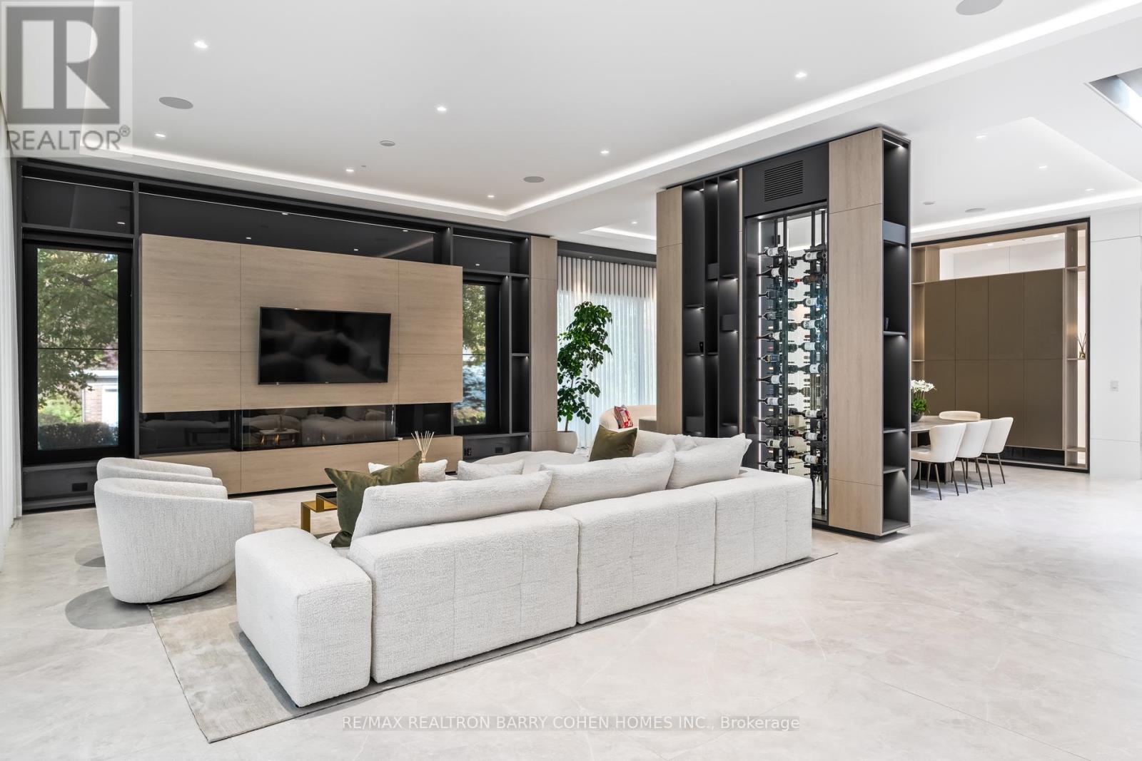 90 Esgore Drive, Toronto, Ontario  M5M 3R8 - Photo 12 - C12761124