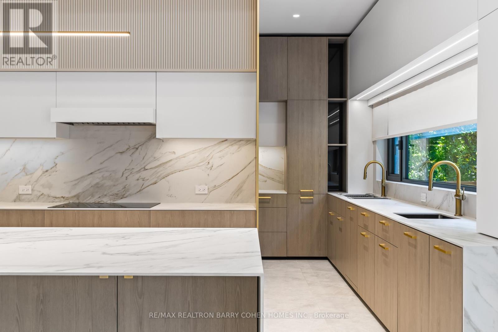 90 Esgore Drive, Toronto, Ontario  M5M 3R8 - Photo 19 - C12761124