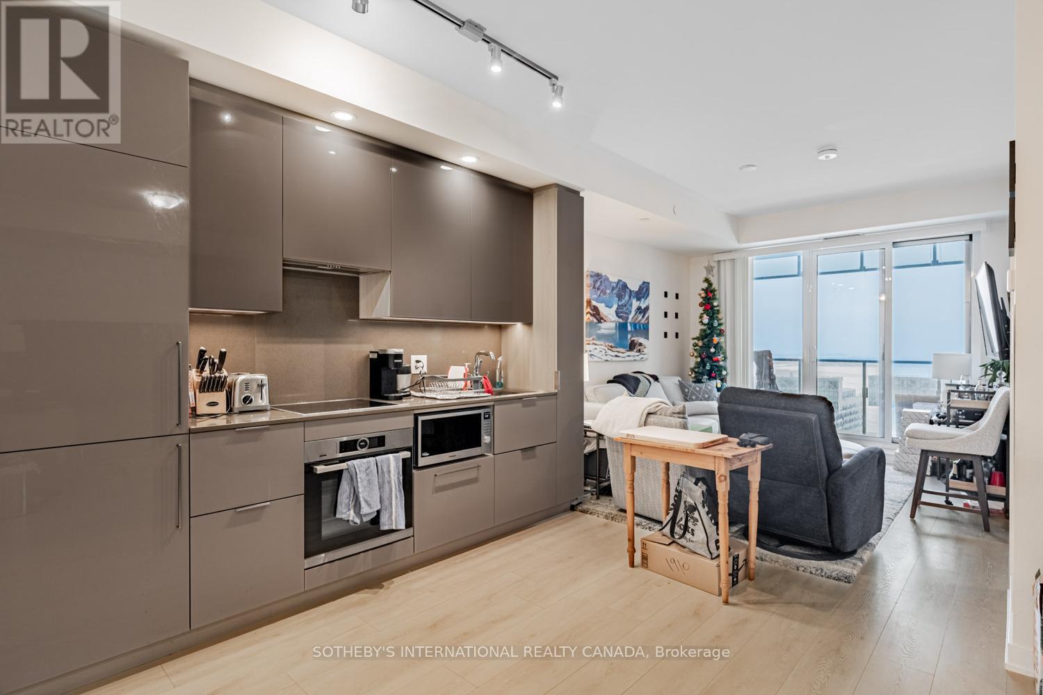 1910 - 28 Freeland Street, Toronto (Waterfront Communities), Ontario  M5E 0E3 - Photo 6 - C12761130