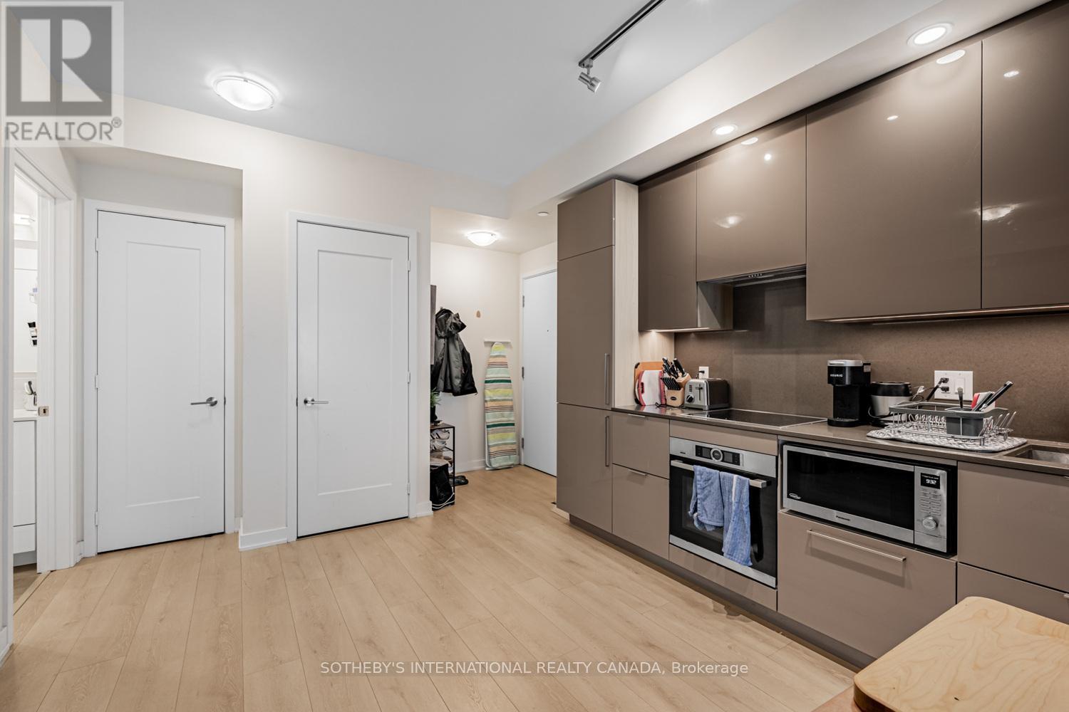 1910 - 28 Freeland Street, Toronto (Waterfront Communities), Ontario  M5E 0E3 - Photo 7 - C12761130