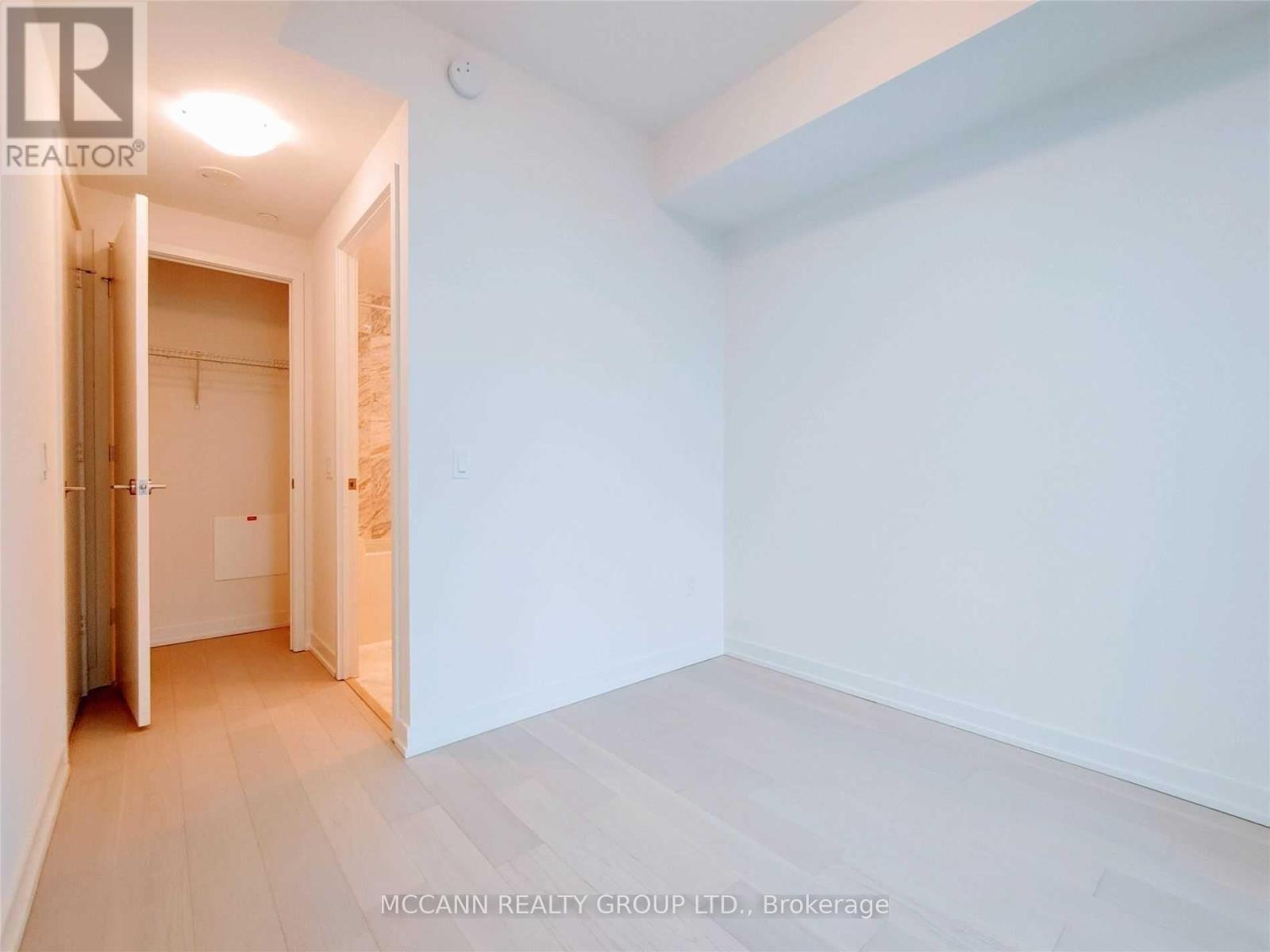 5012 - 1 Yorkville Avenue, Toronto, Ontario  M4W 0B1 - Photo 17 - C12761144