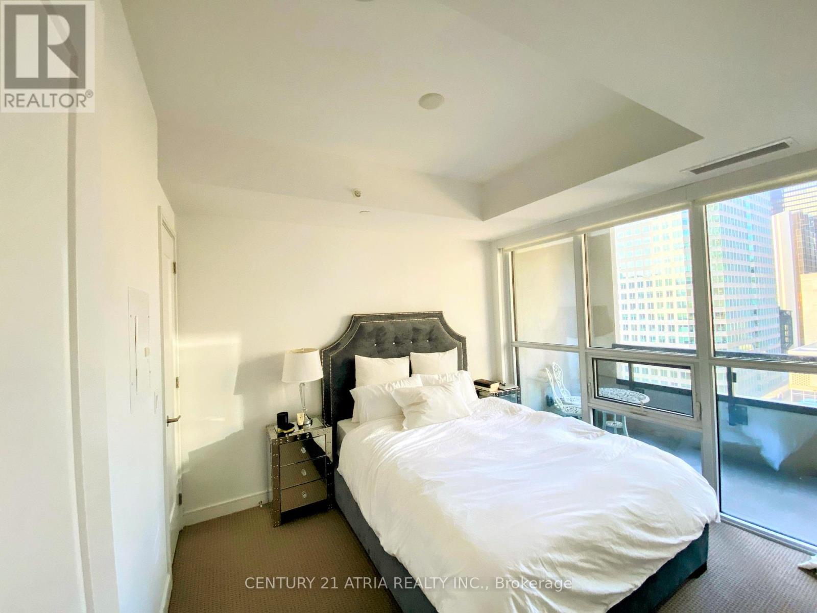 1712 - 88 Scott Street, Toronto, Ontario  M5E 0A9 - Photo 3 - C12761148