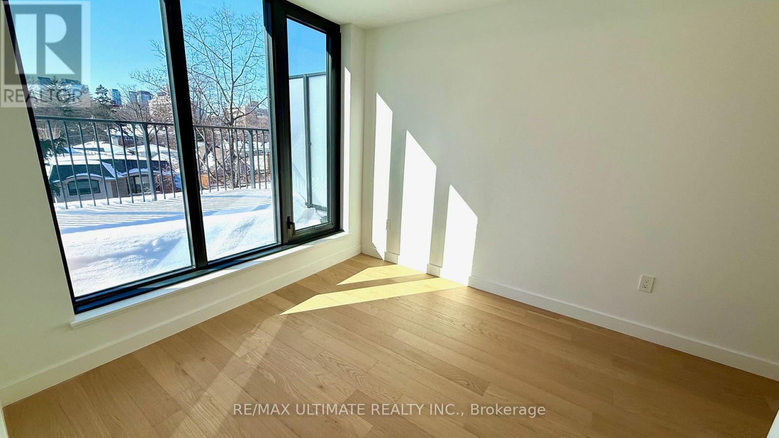 515 - 1720 Bayview Avenue, Toronto, Ontario  M4G 3C4 - Photo 17 - C12761178