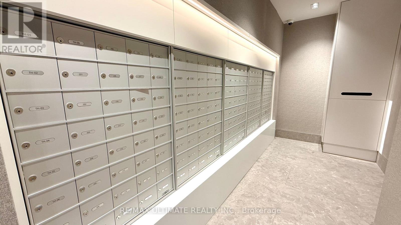 515 - 1720 Bayview Avenue, Toronto, Ontario  M4G 3C4 - Photo 5 - C12761178