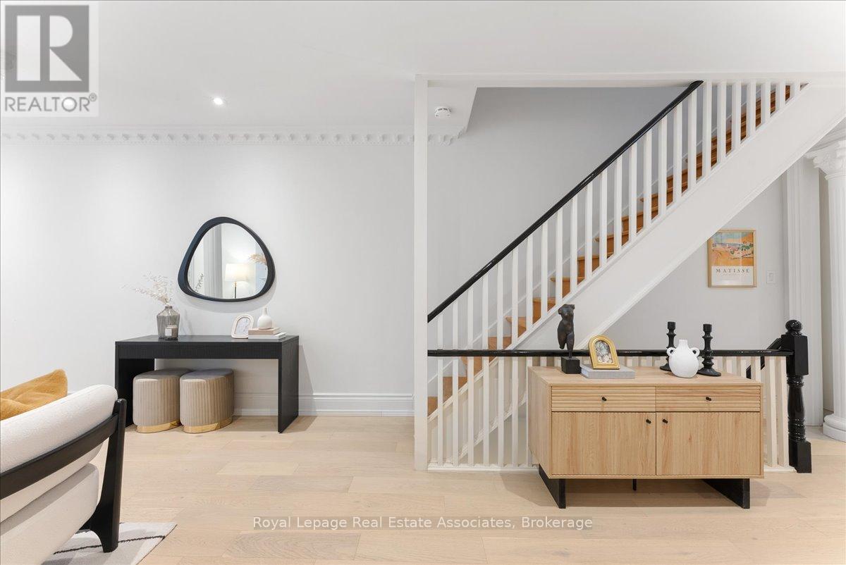 30 Belmont Street, Toronto (Annex), Ontario  M5R 1P8 - Photo 15 - C12761200