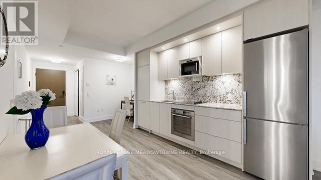 1439 - 20 Inn On The Park Drive, Toronto, Ontario  M3C 0P8 - Photo 13 - C12761202