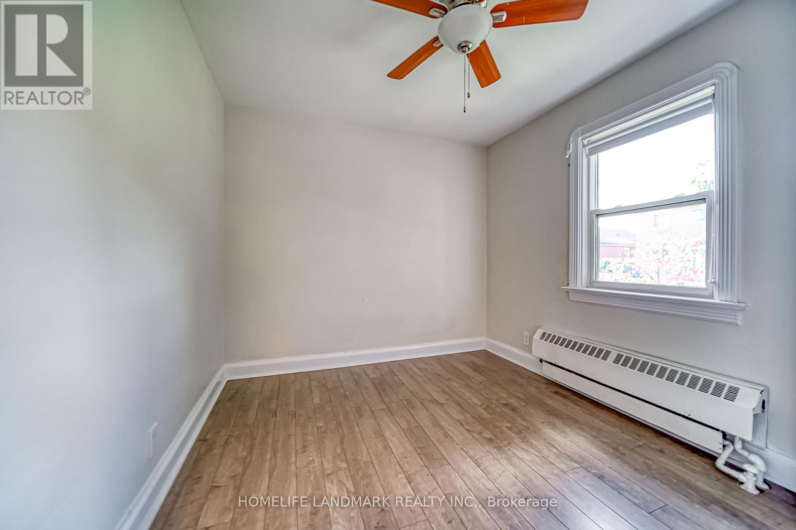 Main Floor - 335 Cosburn Avenue, Toronto, Ontario  M4J 2N2 - Photo 16 - E12761040