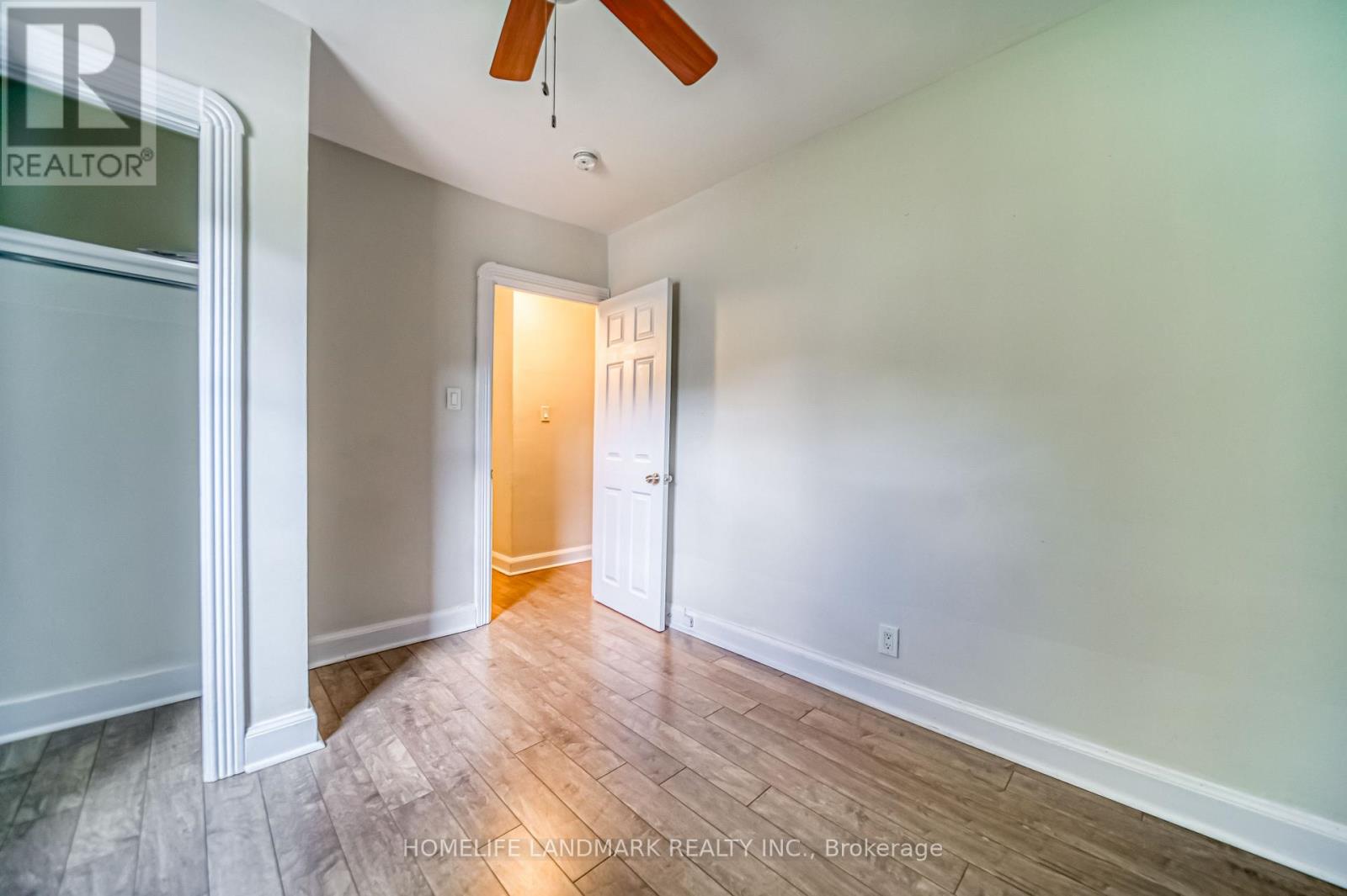 Main Floor - 335 Cosburn Avenue, Toronto, Ontario  M4J 2N2 - Photo 17 - E12761040