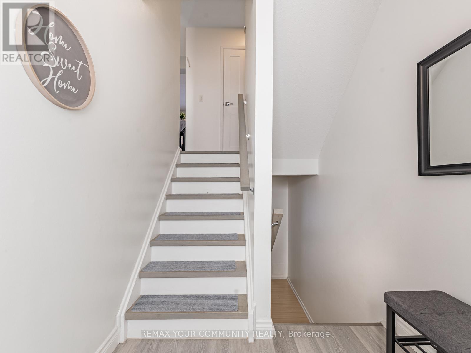 60 Dana Crescent, Vaughan, Ontario  L4J 2R5 - Photo 6 - N12760948