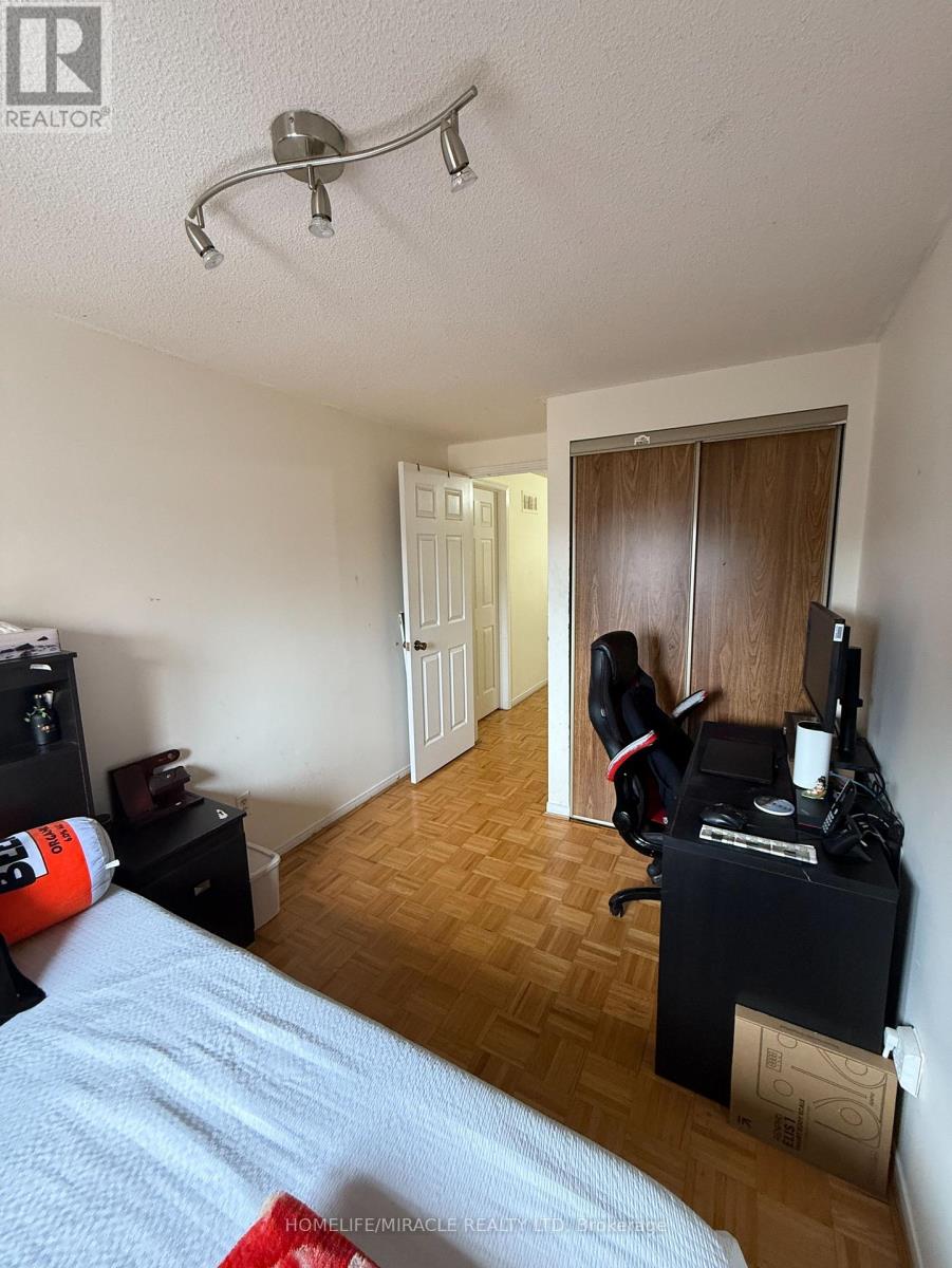 2 Ketchum Crescent, Markham, Ontario  L3S 3G2 - Photo 23 - N12761072