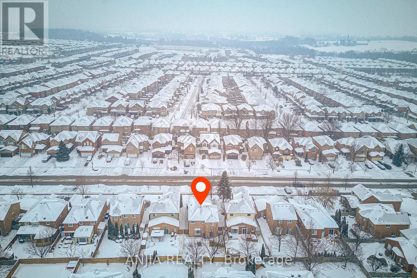 289 Hoover Park Drive, Whitchurch-Stouffville, Ontario  L4A 1K9 - Photo 50 - N12761138