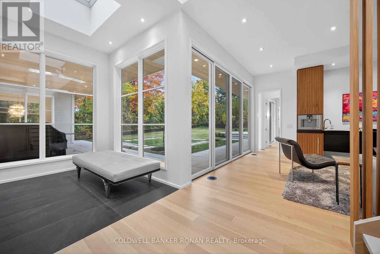 9 Gray Avenue, New Tecumseth, Ontario  L9R 1P3 - Photo 37 - N12761140