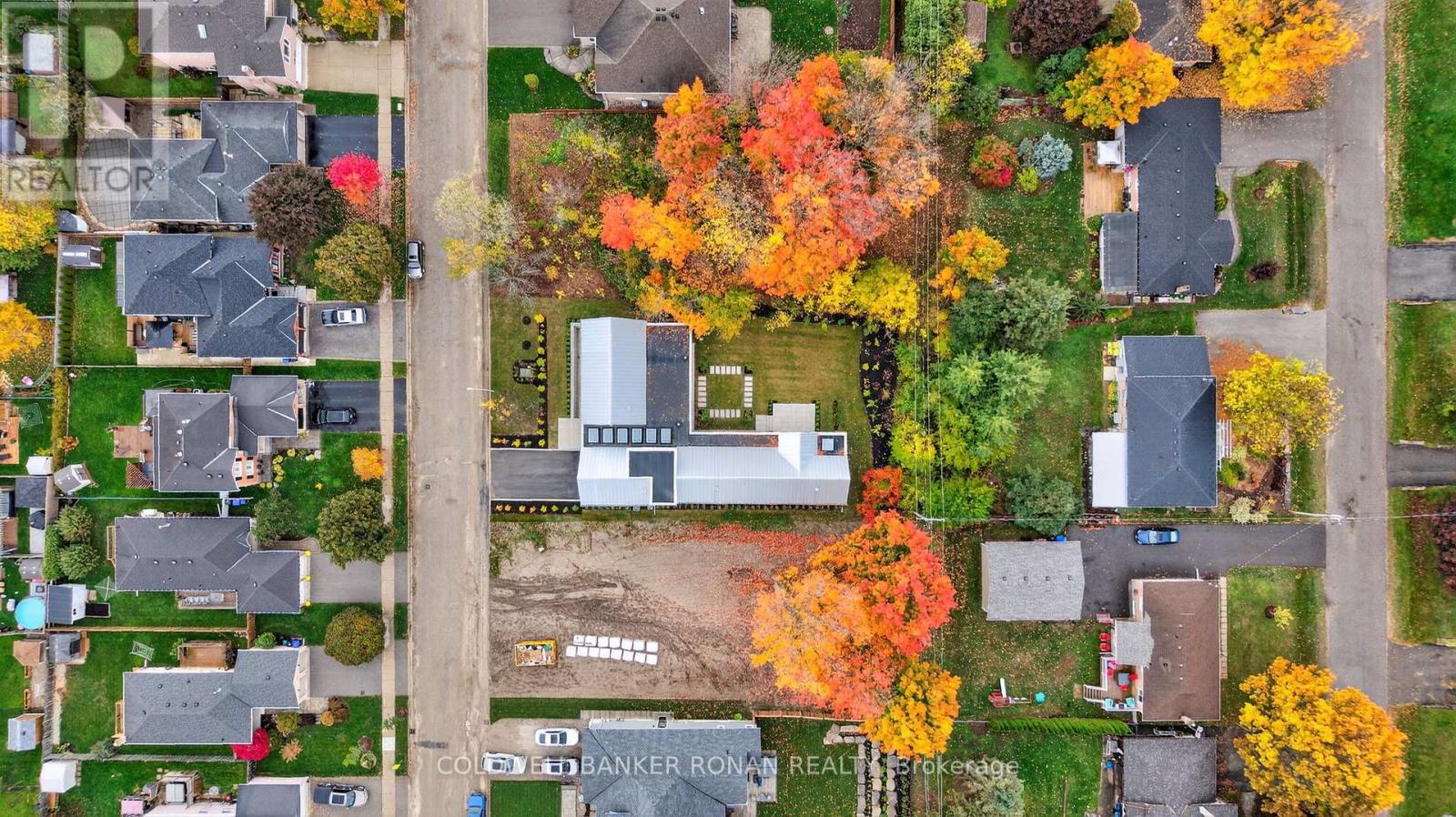 9 Gray Avenue, New Tecumseth, Ontario  L9R 1P3 - Photo 50 - N12761140