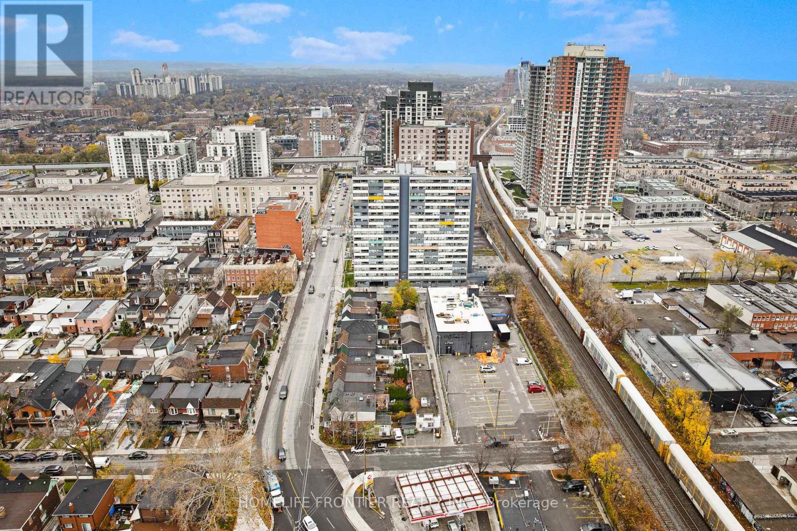 2803 - 1285 Dupont Street, Toronto, Ontario  M6H 0E3 - Photo 17 - W12760950