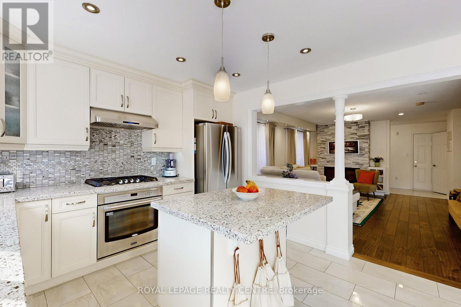 3794 Foxborough Trail, Mississauga, Ontario  L5N 7T7 - Photo 10 - W12760958