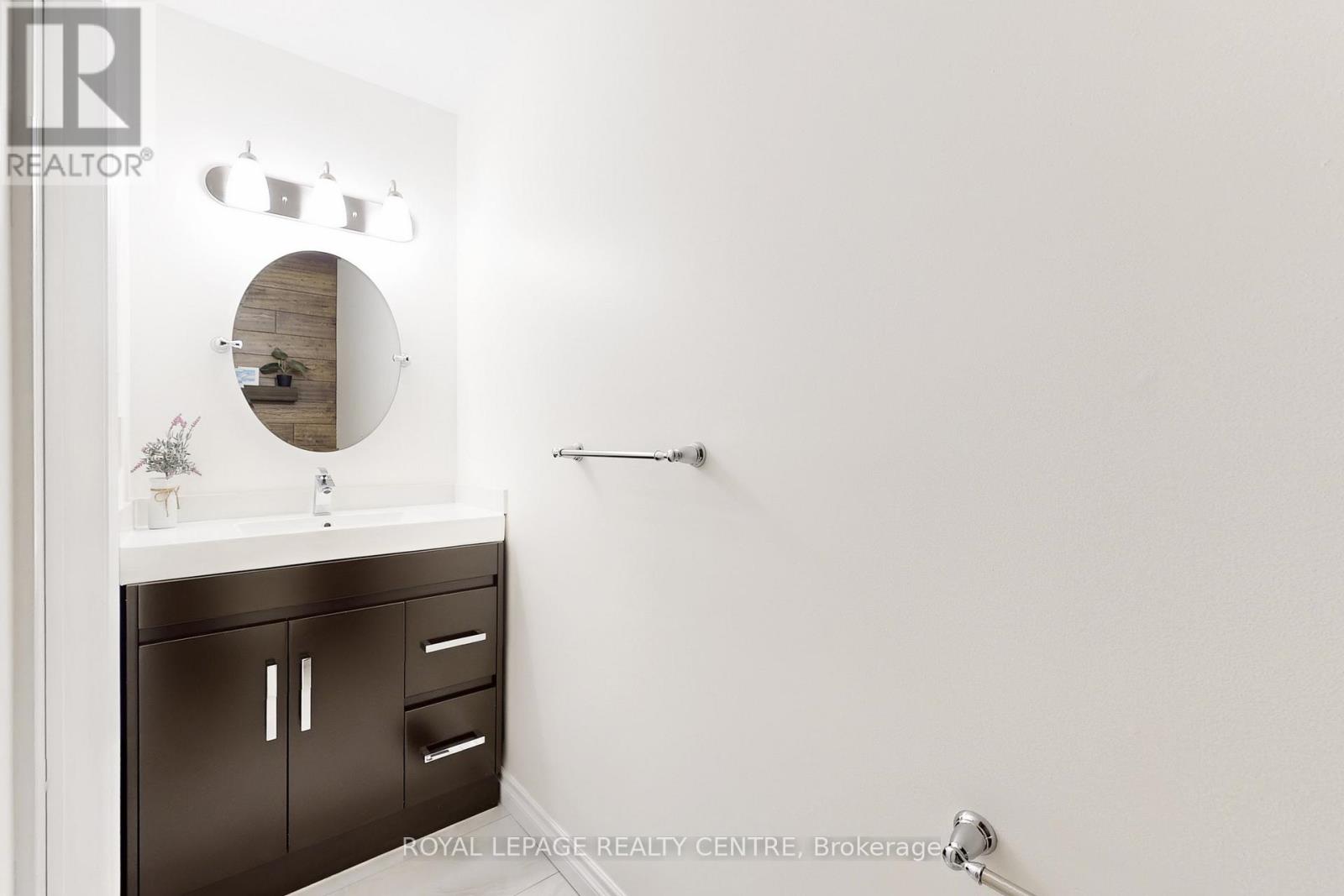 3794 Foxborough Trail, Mississauga, Ontario  L5N 7T7 - Photo 17 - W12760958