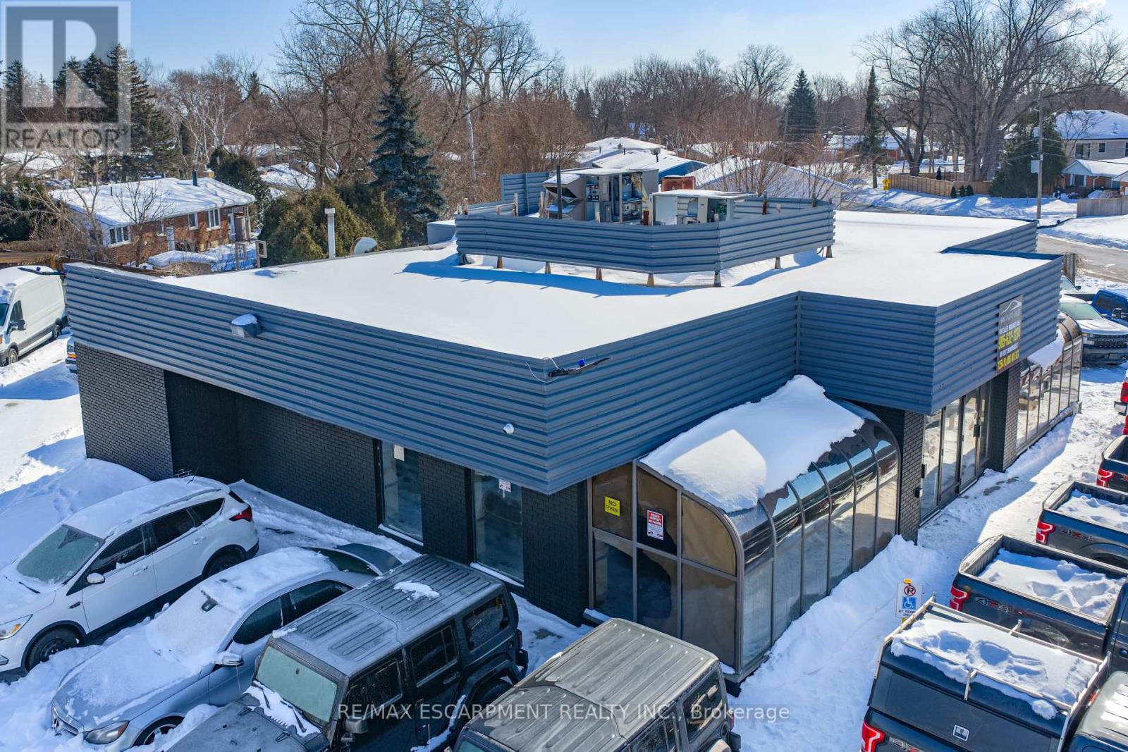 434 Plains Road E, Burlington (Lasalle), Ontario  L7T 2E1 - Photo 8 - W12761010