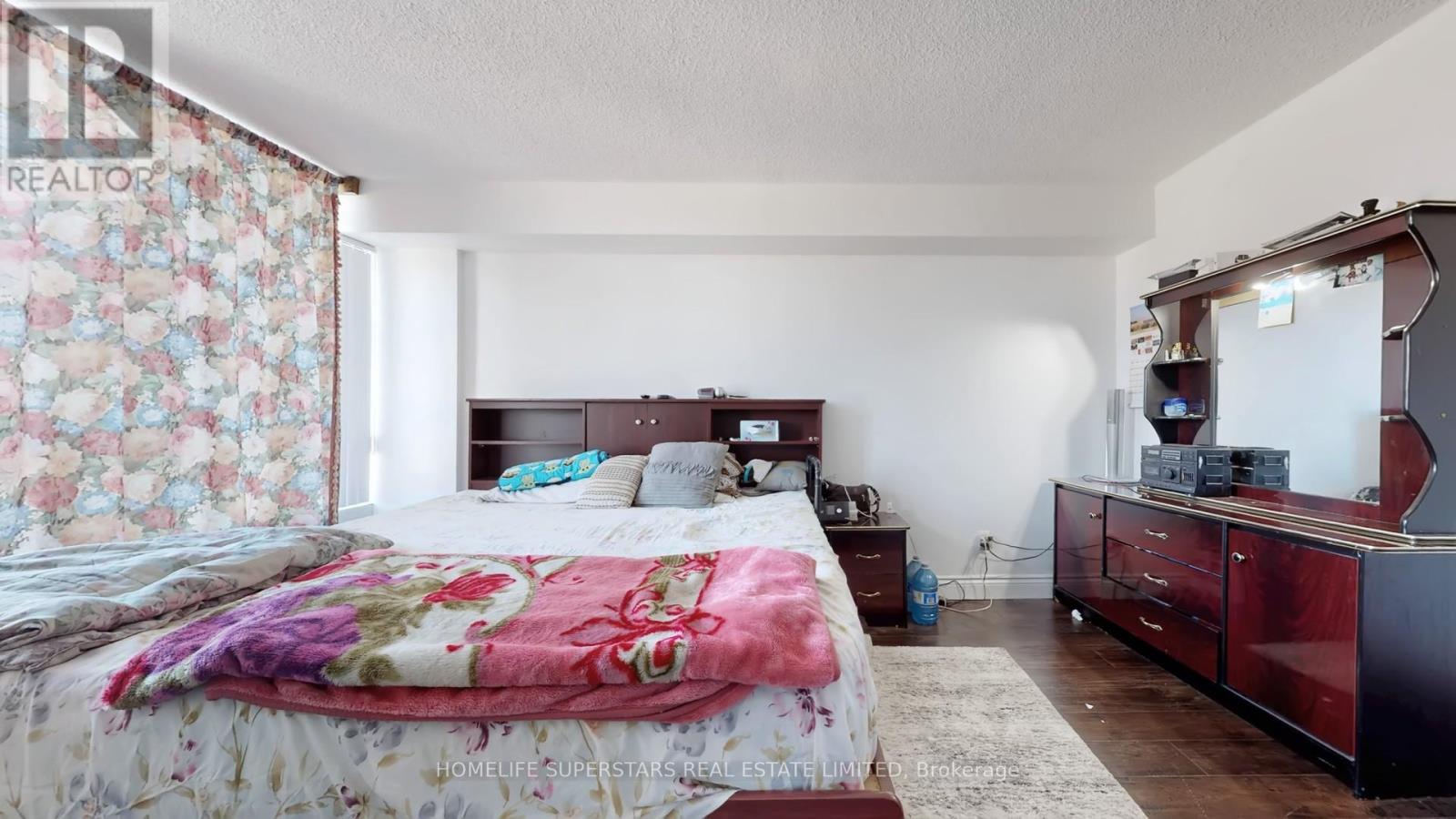 #301 - 26 Hanover Road, Brampton, Ontario  L6S 4T2 - Photo 19 - W12761012