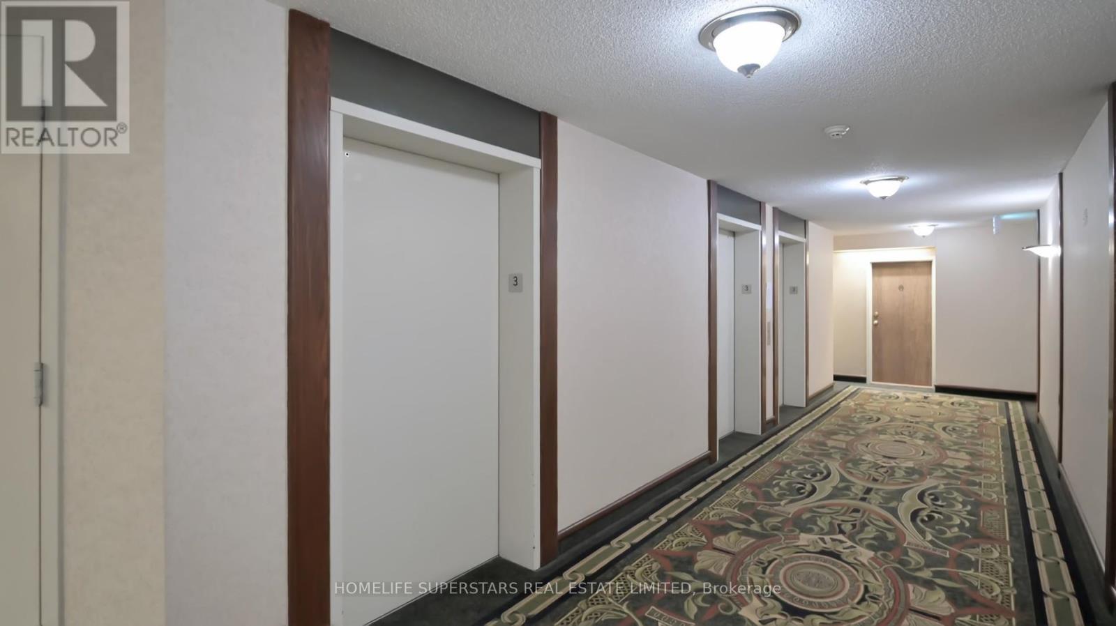 #301 - 26 Hanover Road, Brampton, Ontario  L6S 4T2 - Photo 37 - W12761012