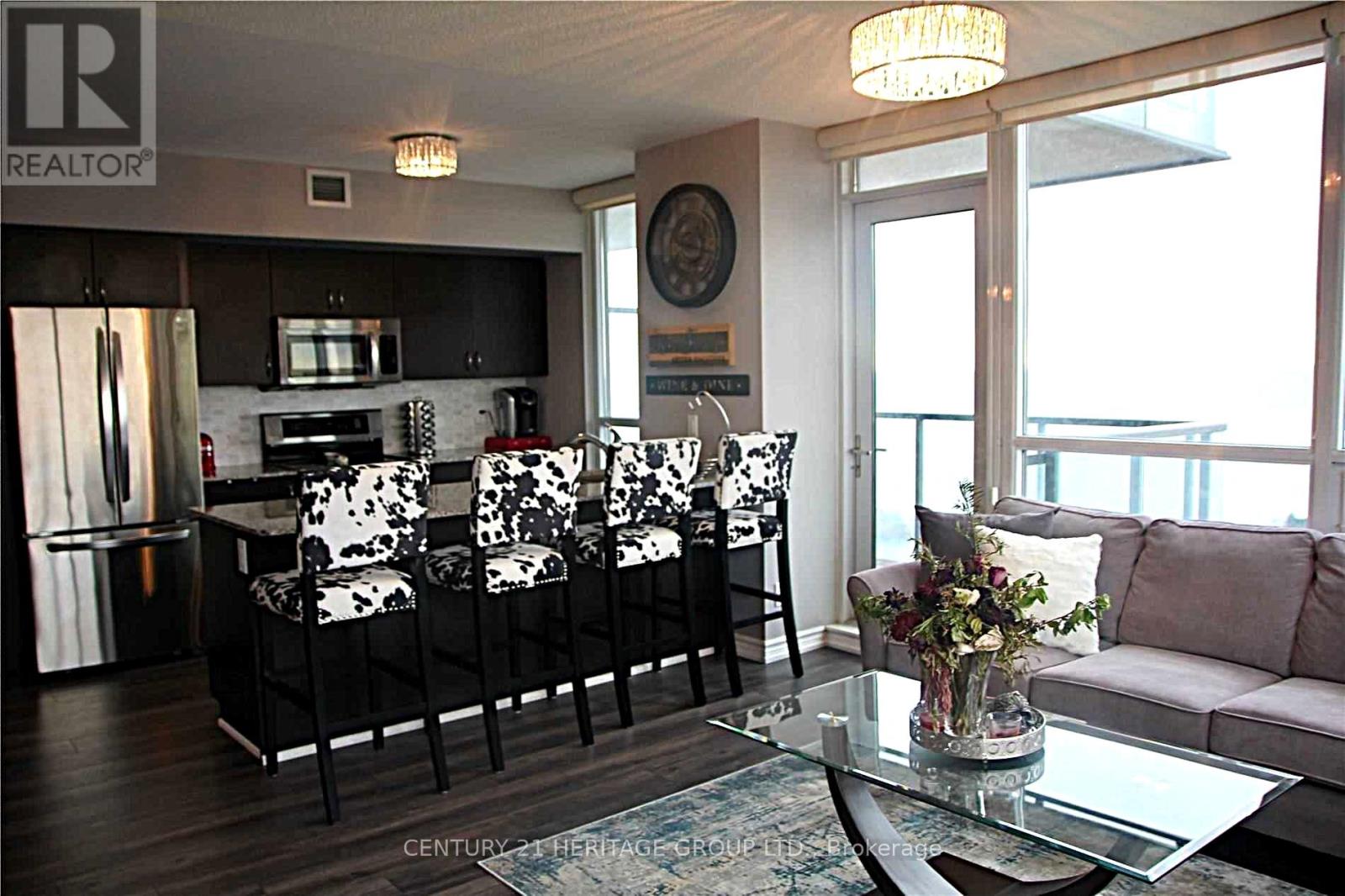 3702 - 2230 Lake Shore Boulevard W, Toronto (Mimico), Ontario  M8V 1A5 - Photo 5 - W12761076