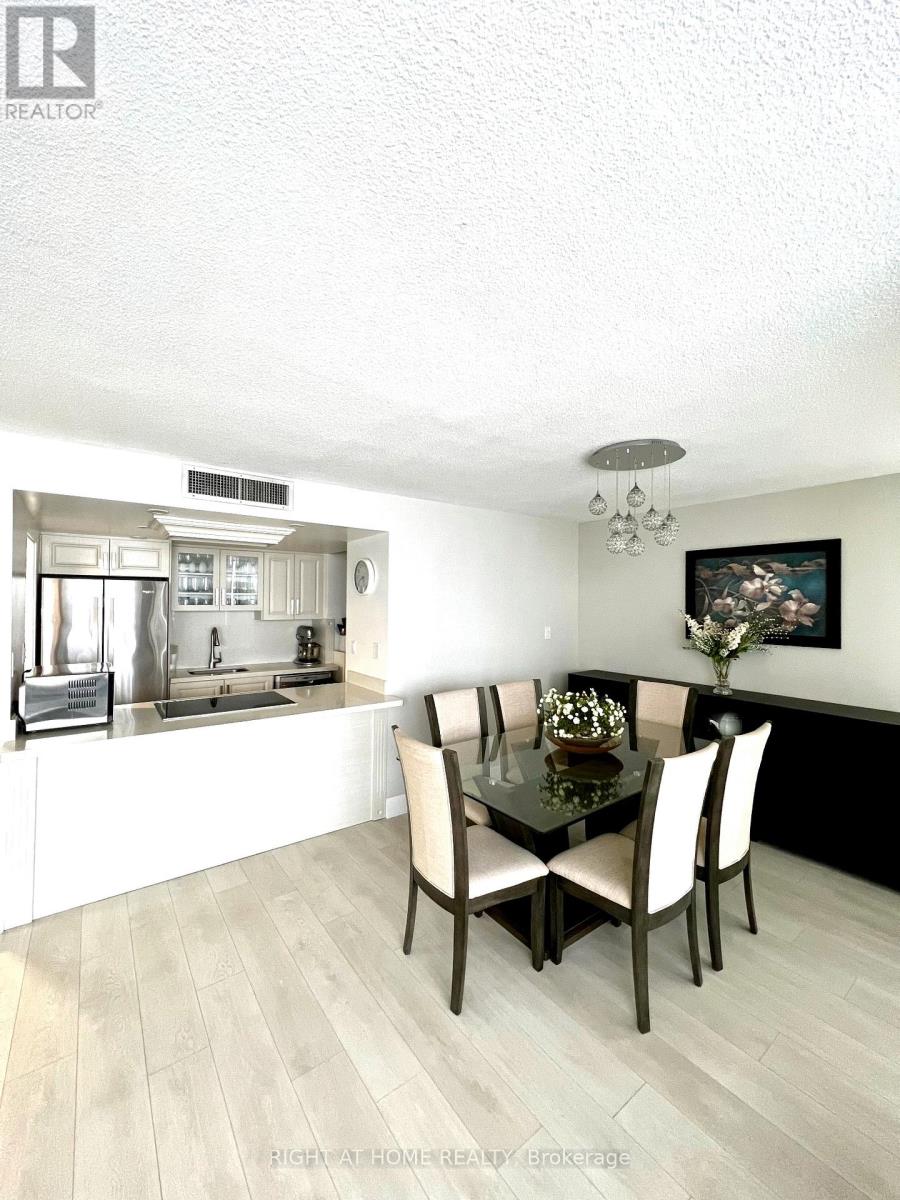 1018 - 1333 Bloor Street, Mississauga, Ontario  L4Y 3T6 - Photo 11 - W12761098