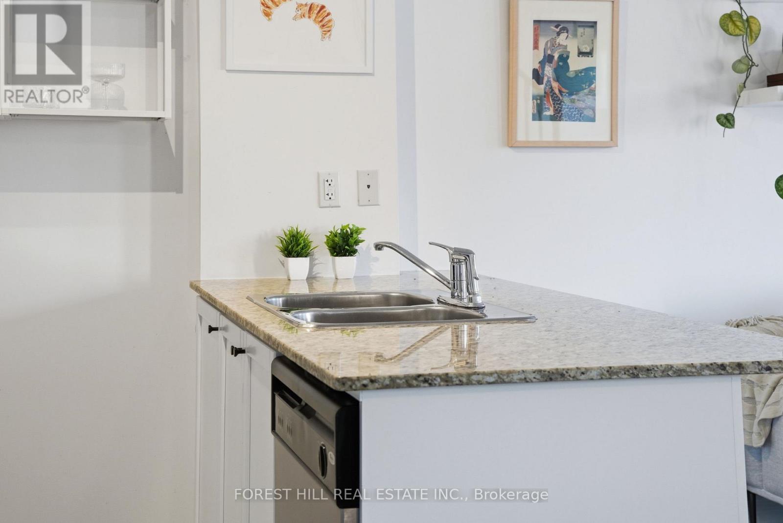 220 - 20 Elsie Lane, Toronto (Dovercourt-Wallace Emerson-Junction), Ontario  M6P 3N9 - Photo 12 - W12761150