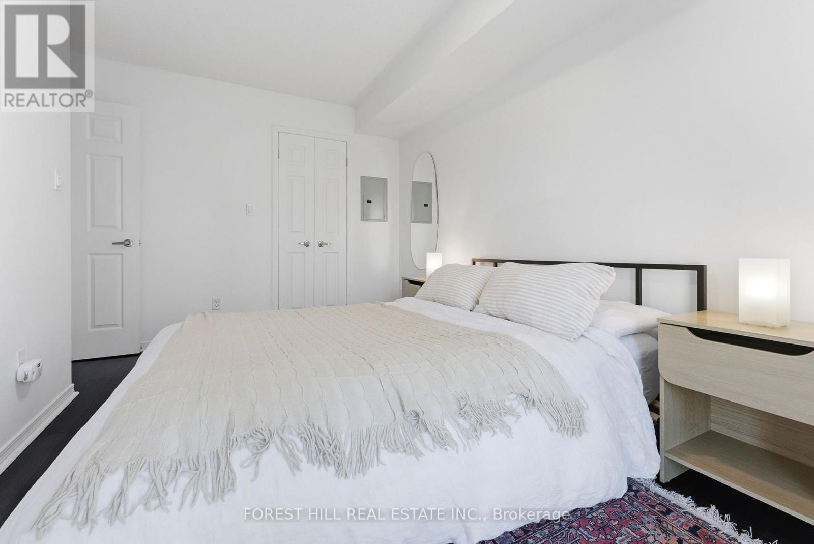 220 - 20 Elsie Lane, Toronto (Dovercourt-Wallace Emerson-Junction), Ontario  M6P 3N9 - Photo 16 - W12761150