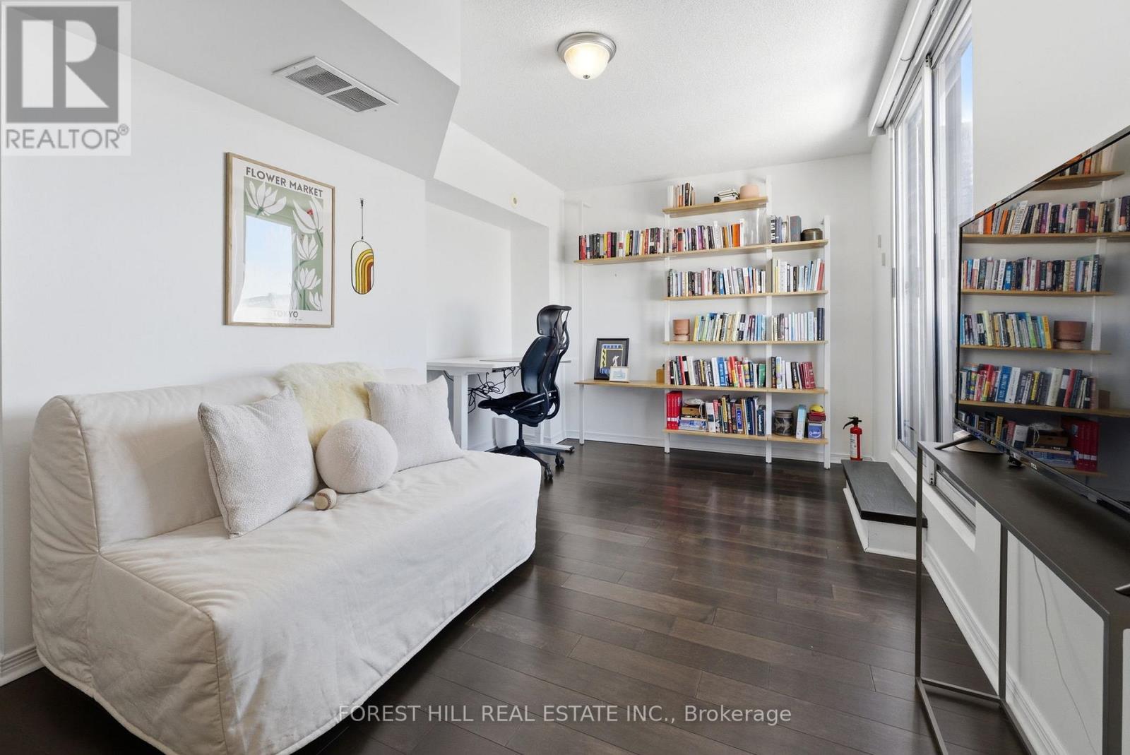 220 - 20 Elsie Lane, Toronto (Dovercourt-Wallace Emerson-Junction), Ontario  M6P 3N9 - Photo 23 - W12761150