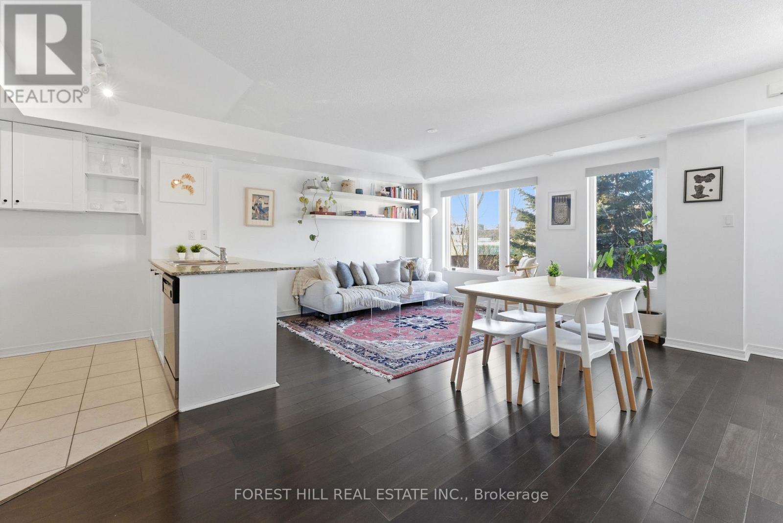 220 - 20 Elsie Lane, Toronto (Dovercourt-Wallace Emerson-Junction), Ontario  M6P 3N9 - Photo 4 - W12761150