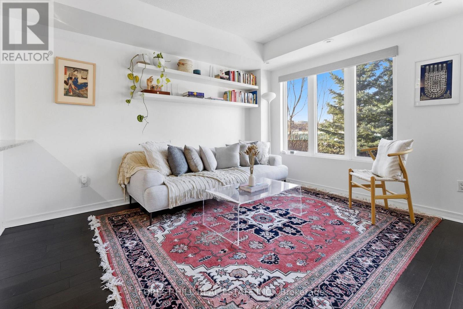 220 - 20 Elsie Lane, Toronto (Dovercourt-Wallace Emerson-Junction), Ontario  M6P 3N9 - Photo 8 - W12761150