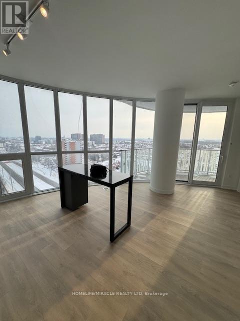 1411 - 1 Fairview Road E, Mississauga, Ontario  L5A 4C6 - Photo 11 - W12761158