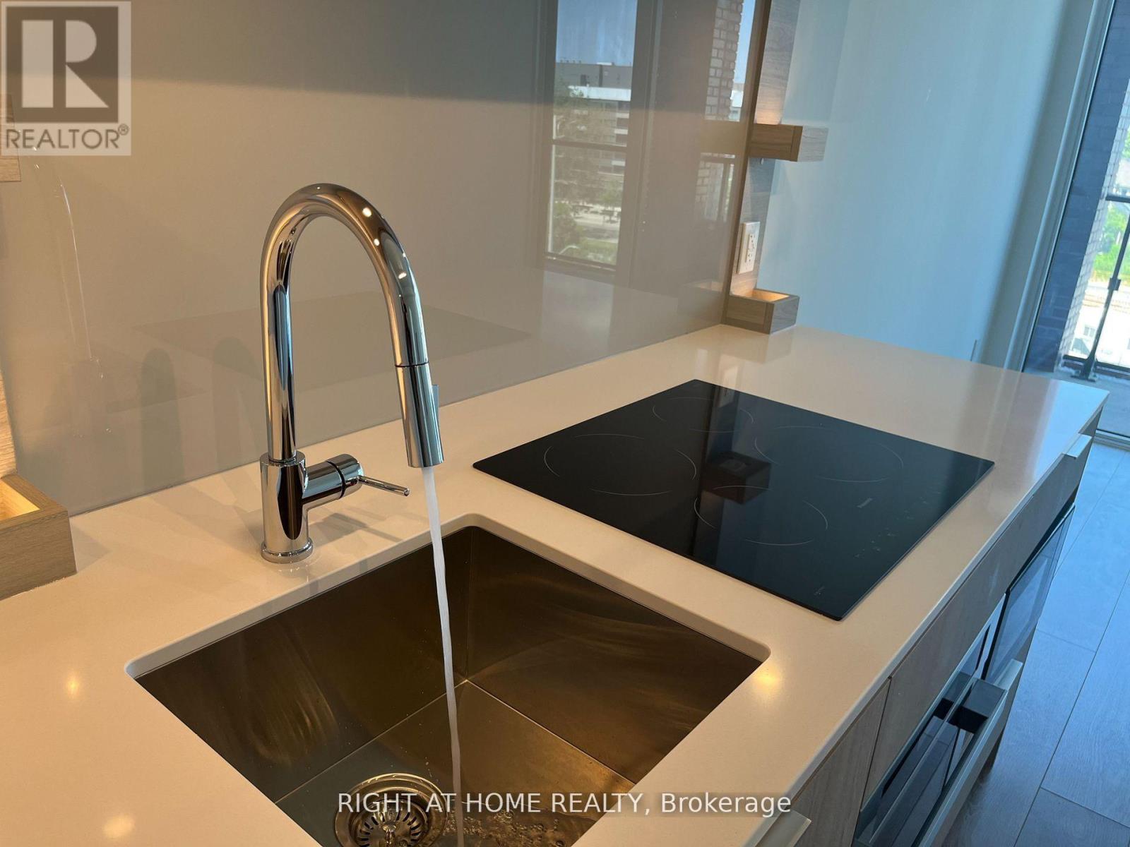 506 - 28 ANN STREET, Mississauga, Ontario