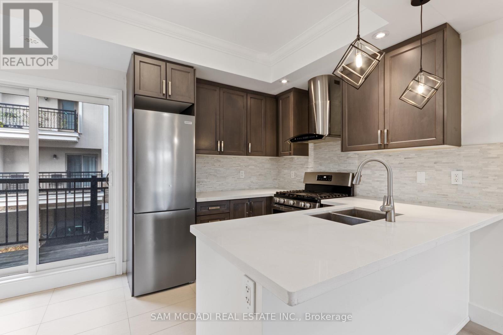 23 - 3083 Cawthra Road, Mississauga, Ontario  L5A 2X4 - Photo 15 - W12761232