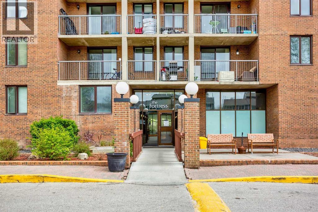 208, 4944 Dalton Drive Nw, Calgary, Alberta  T3A 2E6 - Photo 2 - A2272072