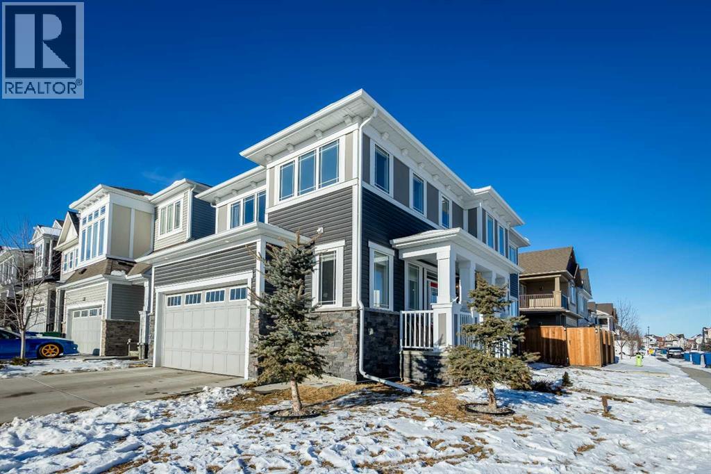 195 Windford Street Sw, Airdrie, Alberta  T4B 5E5 - Photo 2 - A2282506