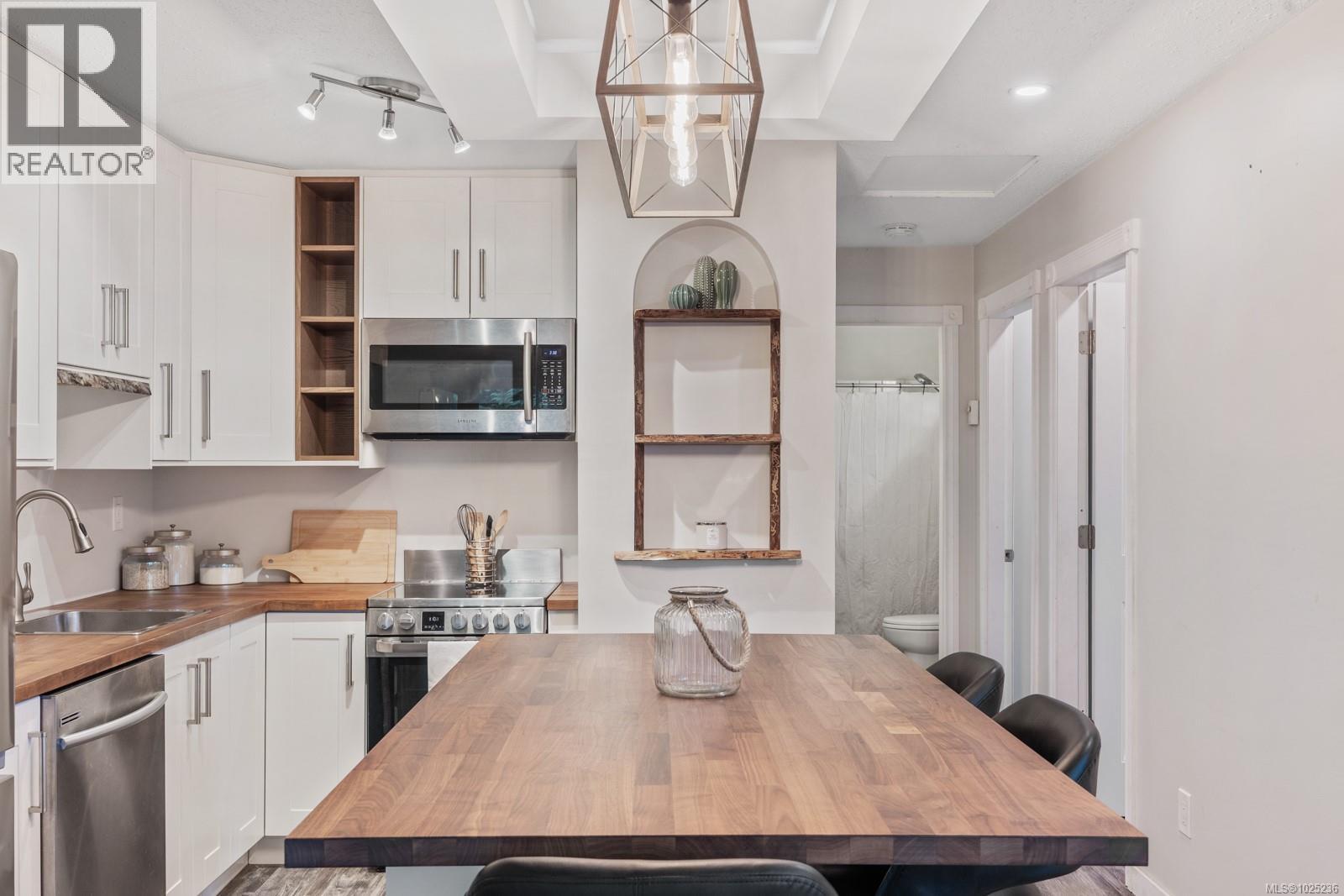 405 1111 Edgett Rd, Courtenay, British Columbia  V9N 8P2 - Photo 2 - 1025236