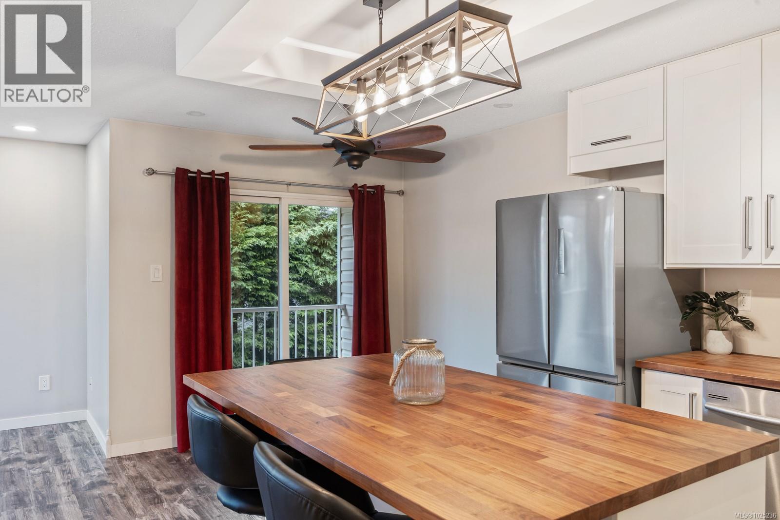 405 1111 Edgett Rd, Courtenay, British Columbia  V9N 8P2 - Photo 4 - 1025236