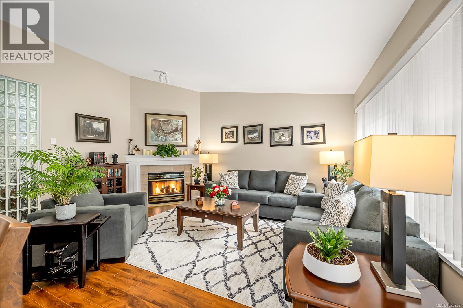 28 3100 Kensington Cres, Courtenay, British Columbia  V9N 8Z9 - Photo 4 - 1025202