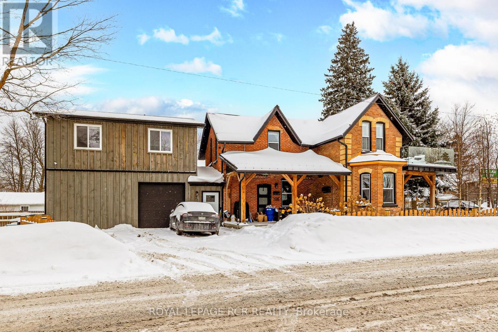 302 MAIN STREET E, Shelburne, Ontario