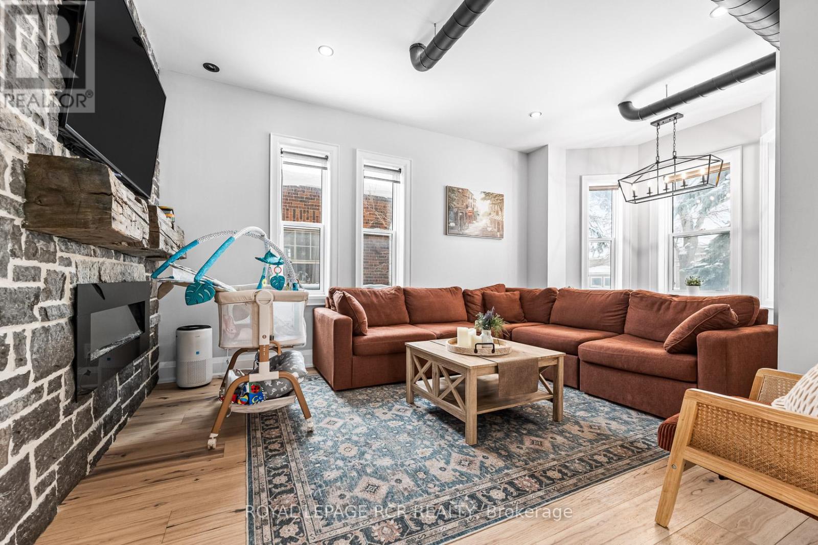 302 Main Street E, Shelburne, Ontario  L9V 2Y9 - Photo 8 - X12760964