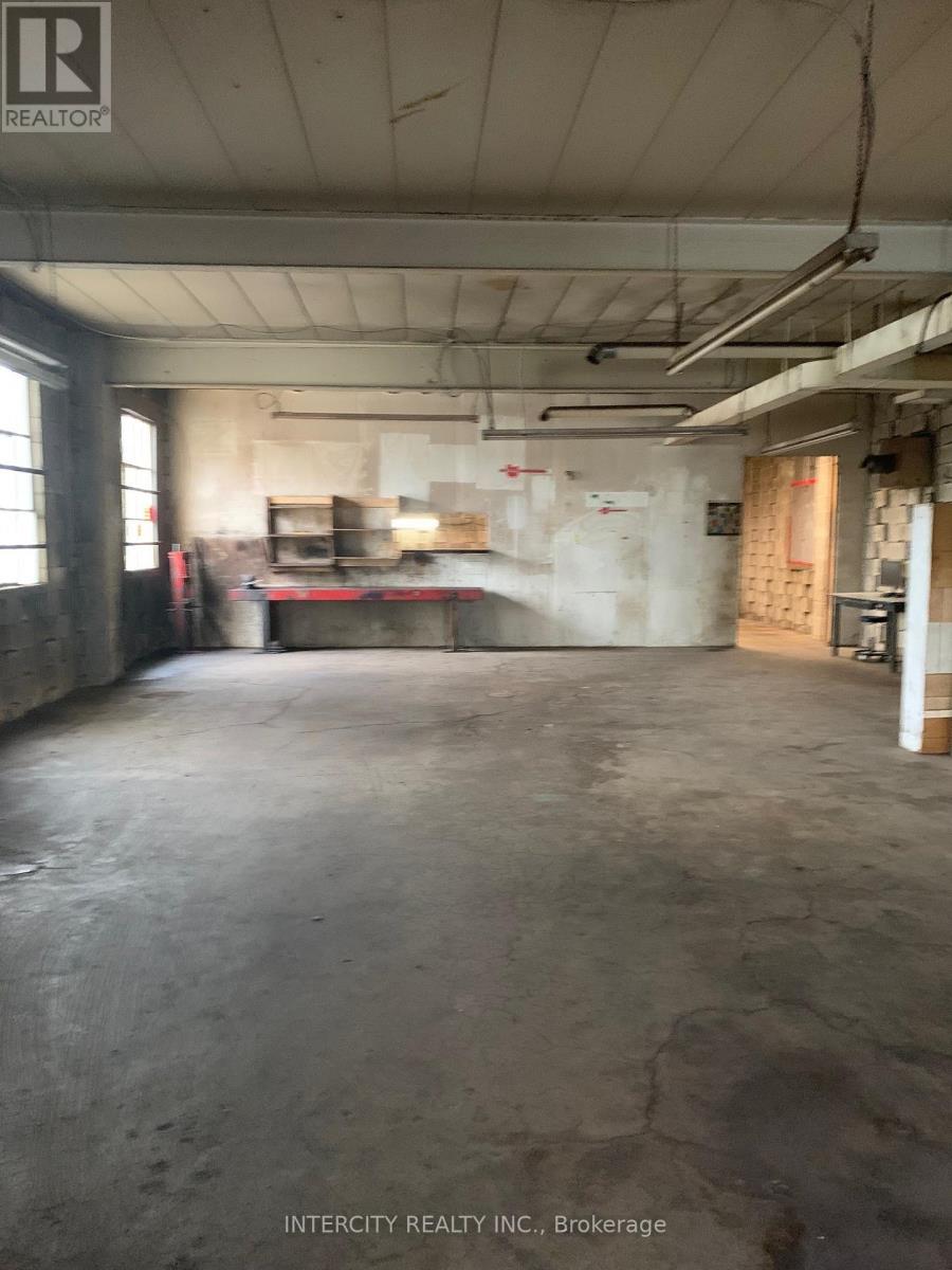 21 Industrial Street, Guelph (Grange Road), Ontario  N1E 6C2 - Photo 5 - X12761018